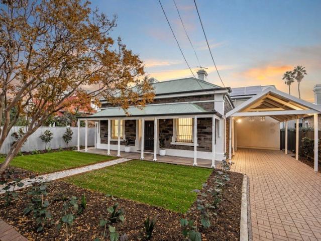 A storybook city fringe cottage with a script flipping finale