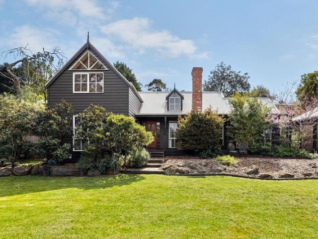 A storybook family haven positioned close to parks, trails and bushland