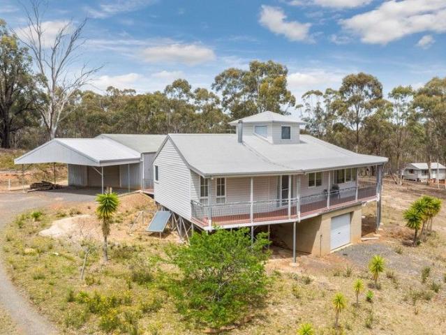 A Stunner With Amazing Outlook Views