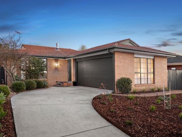 A Stunning Family Entertainer with Beautiful Gardens & Space
