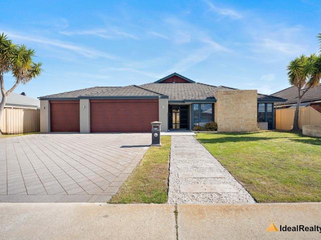 A STUNNING LARGE FAMILY HOME & PRIME LOCATION