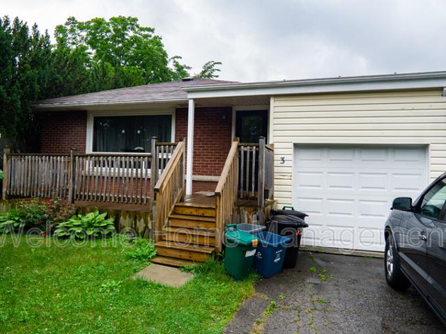 A Stunning Lower Unit is Waiting For You in St. Catharines!