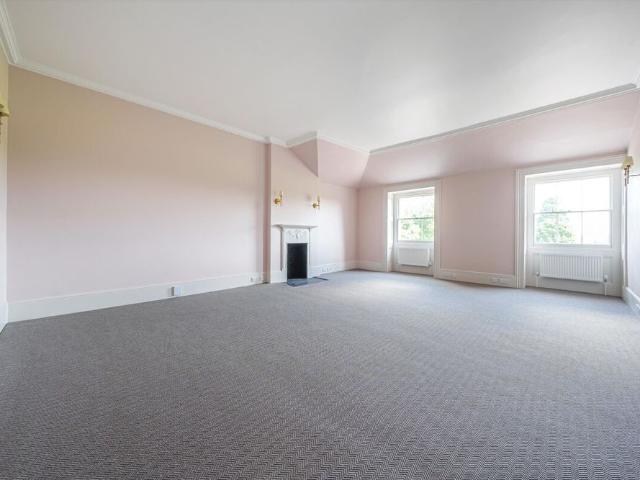 A stunning three bedroom second floor flat located within the North Wing of Gorhambury House
