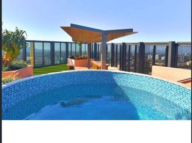 A Stylish Dual Key Apartment Located in The Heart of Brisbane