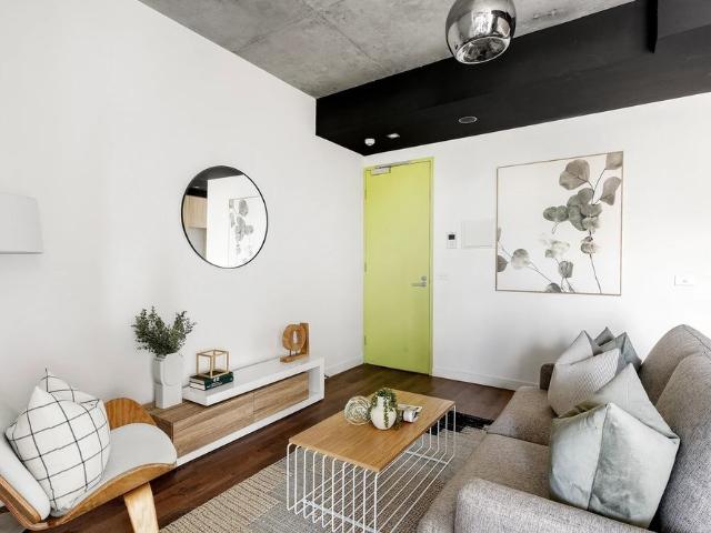 A Stylish Sanctuary With A Vibrant Vibe