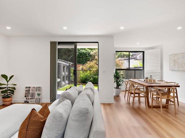 A Stylish Townhouse of Privacy and Lifestyle