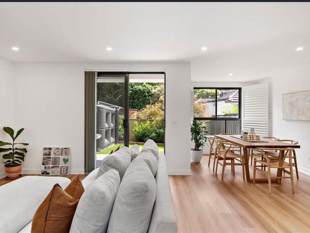 A Stylish Townhouse of Privacy and Lifestyle