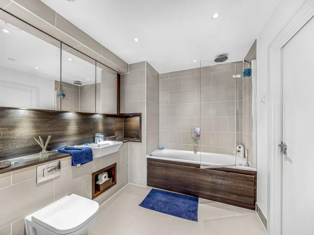 A stylish two double bedroom apartment set within a sought after modern residential development