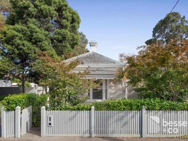 A Sublime Victorian with a Parkside Lifestyle