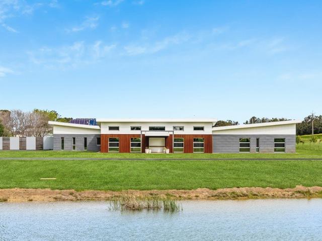 A SUBSTANTIAL ARCHITECT DESIGNED FAMILY ESTATE WITH RESORT SCALE ENTERTAINING AND RECREATION