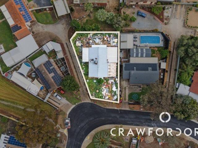 A Substantial Elizabeth East Parcel with Plenty of Potential