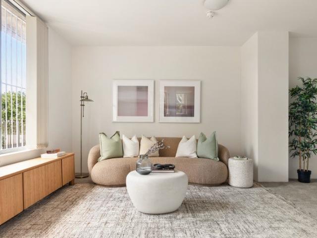 A Sunny Start In Coryule Gardens, An Affordable Apartment With Parking And No Common Walls