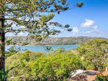 A Sunlit Harbourside Sanctuary With Northerly Views