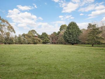 Bushfield, Woolsthorpe