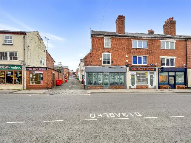 A superb two bedroom apartment located in Stourport on Severn. To Let £725pcm