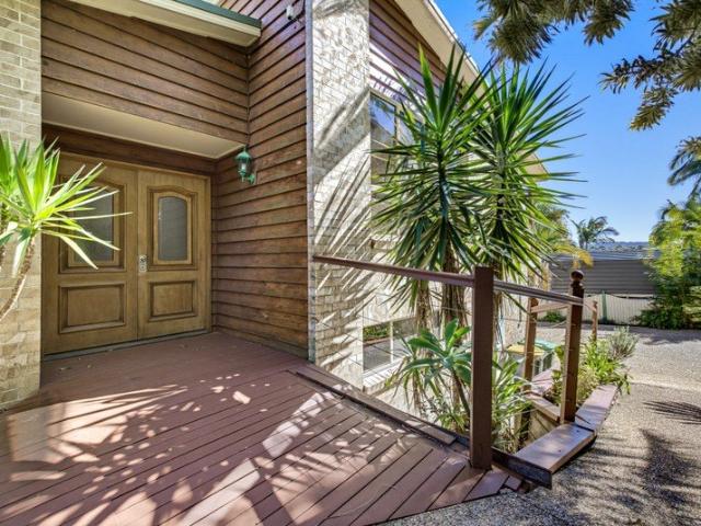 A Superb Family Home in Coes Creek
