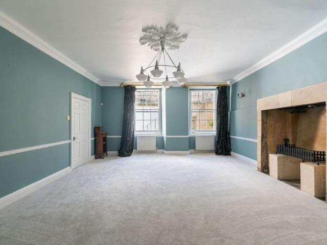 A superb garden maisonette with garage in this highly sought after location