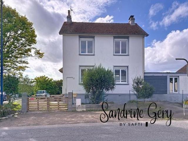 A Saint Aigan sur Roe maison à vendre louée