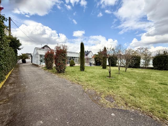 A saisir, belle maison 7 pièces sur 11,5 ares de terrain