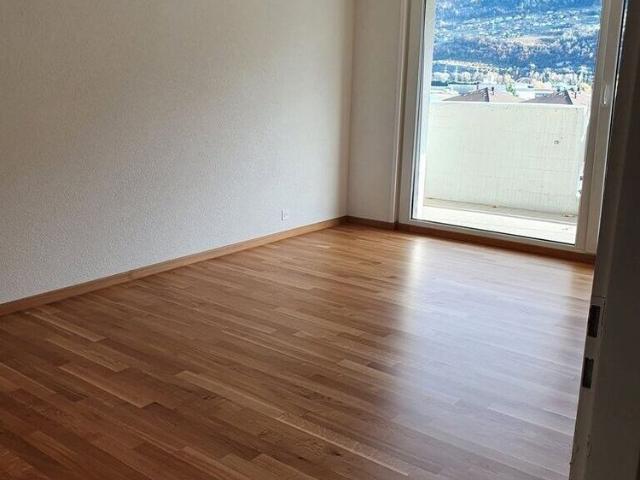 A saisir! Bright apartment in a quiet neighborhood!
