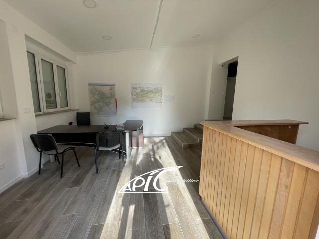 A saisir Le Saint LOUIS avec appartement