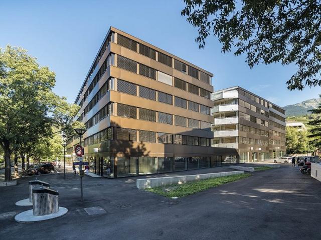 A saisir Lumineux appartement en centre ville de Sion
