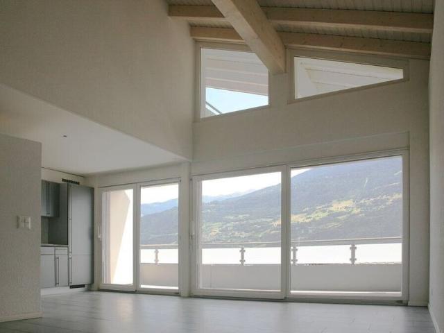 A saisir ! Magnifique duplex en attique !