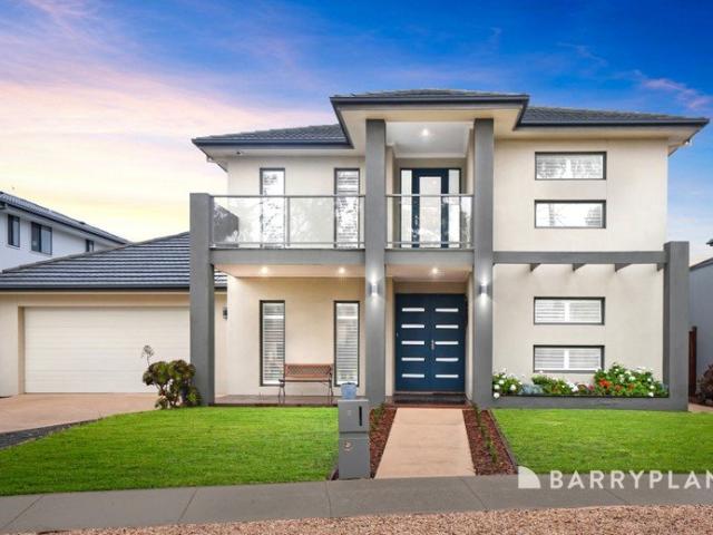 A Sanctuary Lakes Home Designed for Every Occasion!
