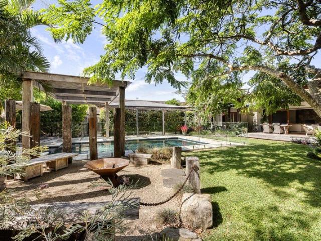 A Sanctuary of Coastal Calm and Privacy