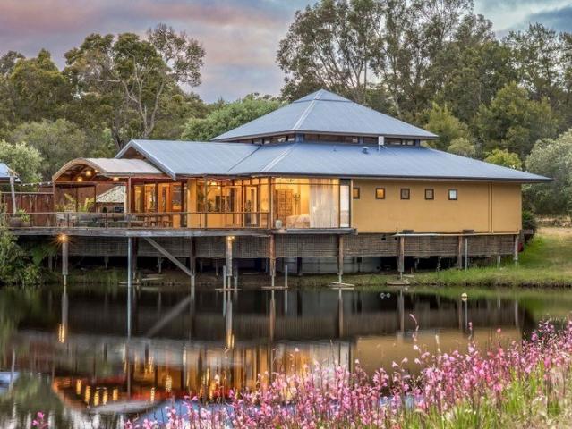 A Secluded Luxury Retreat in Yallingup