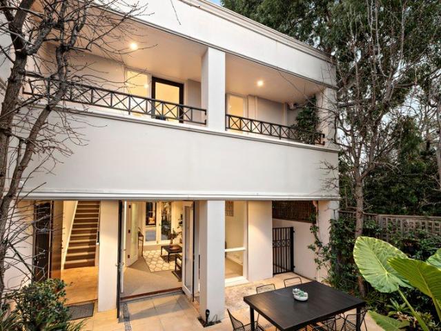 A Secluded St Kilda Sanctuary