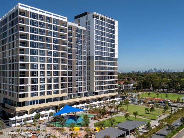 A SELECTION OF 3 BED & 3 BED LOFT APARTMENTS ALL WITH 2 CAR SPACES