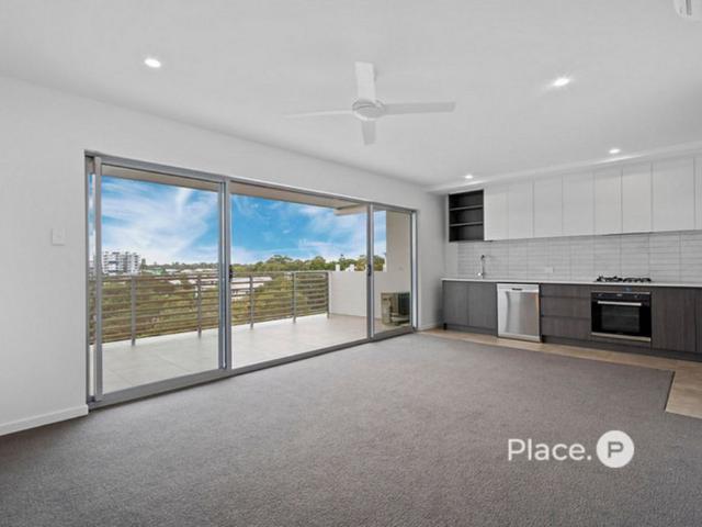 A Sensational Lifestyle Awaits in ‘Dream’ Ground Floor Unit, with Courtyard