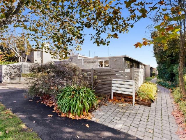 A serene single level lifestyle Inspection Saturday 4th 10:00am 11:00am