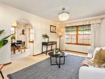 A set back surprise with space, soul and seaside proximity