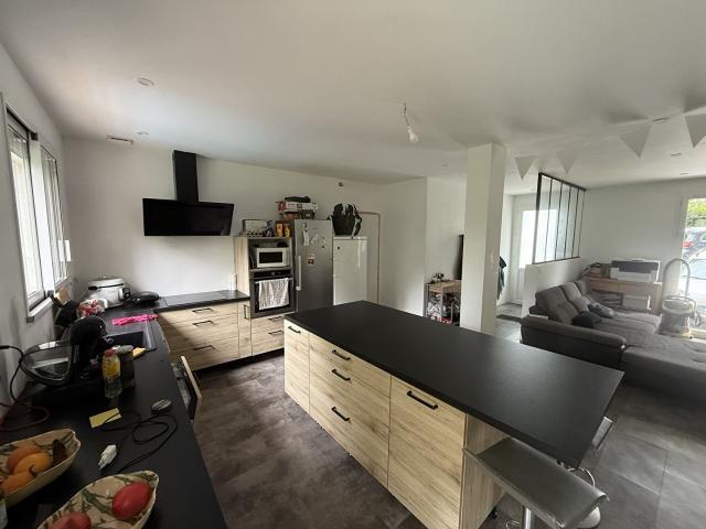 À seulement quelques minutes de Périgueux, sur le secteur re. 150m² Atur