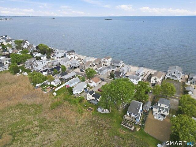 a Shore Rd, Clinton, Home For Sale
