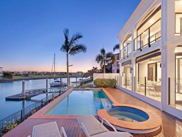 A Showcase of Classical Design and Contemporary Refinement