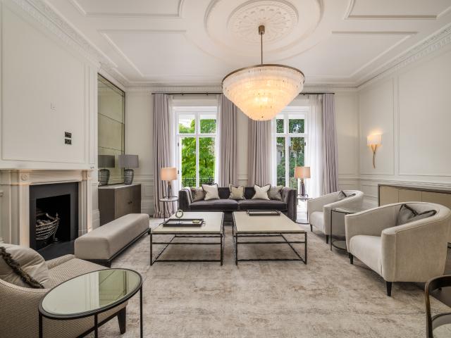 A Six Bedroom House on Wilton Crescent, Belgravia