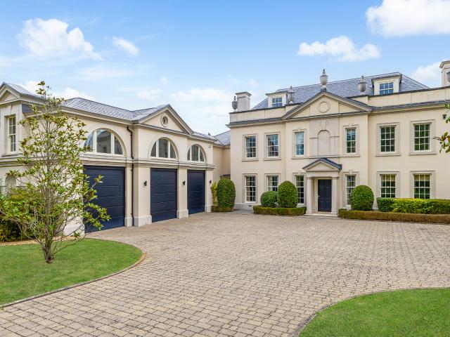 A six bedroom house with an indoor pool on Oxshott’s Crown Estate