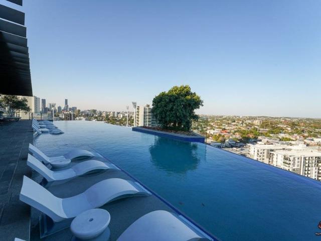 A Slice of Luxury at The Drapery by Aria