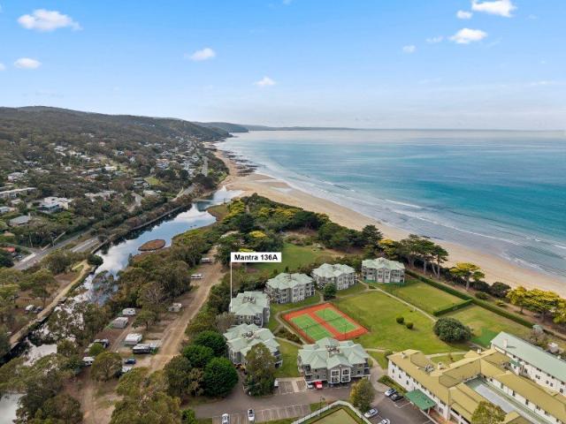 A Smart Entry into the Lorne Market