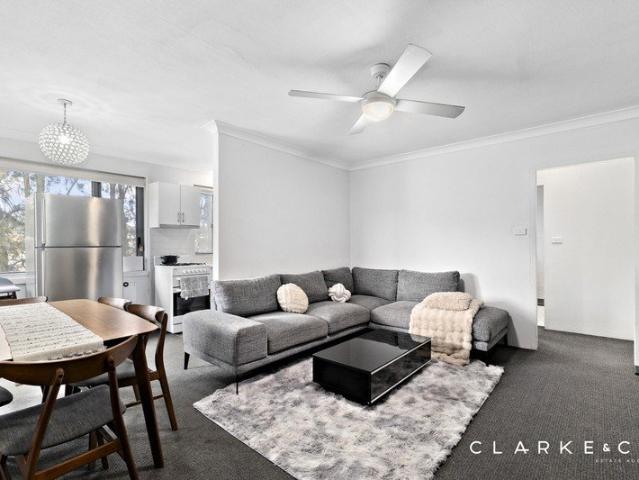 A SMART INVESTMENT IN A CONVENIENT LOCATION!