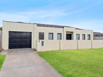 Port Fairy, Woolsthorpe - Equipped kitchen