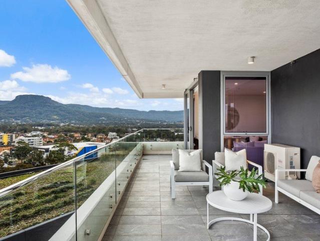 A Sophisticated CBD Residence in the Highly Sought Avante Building