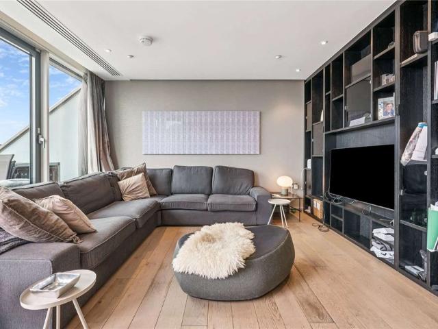 A sophisticated West End penthouse offering private outdoor space, five star hotel services and effortless luxury living at one of London’s most prestigious addresses