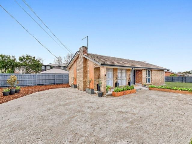 A SOUGHT AFTER OPPORTUNITY IN THE HEART OF CENTRAL CRANBOURNE!