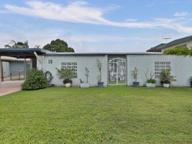 A Sought After, Prime West Mackay Position
