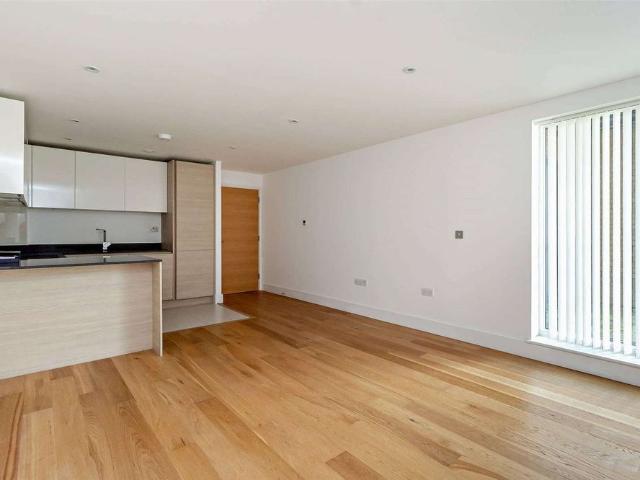 A spacious, one bedroom apartment with on site amenities