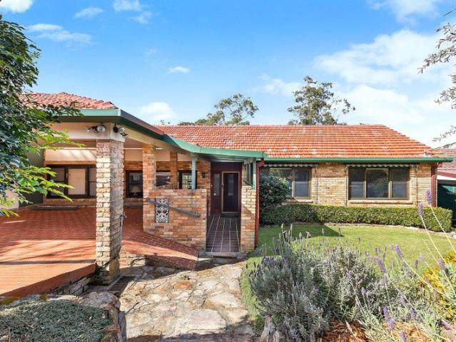 A spacious and flexible reserve side family oasis